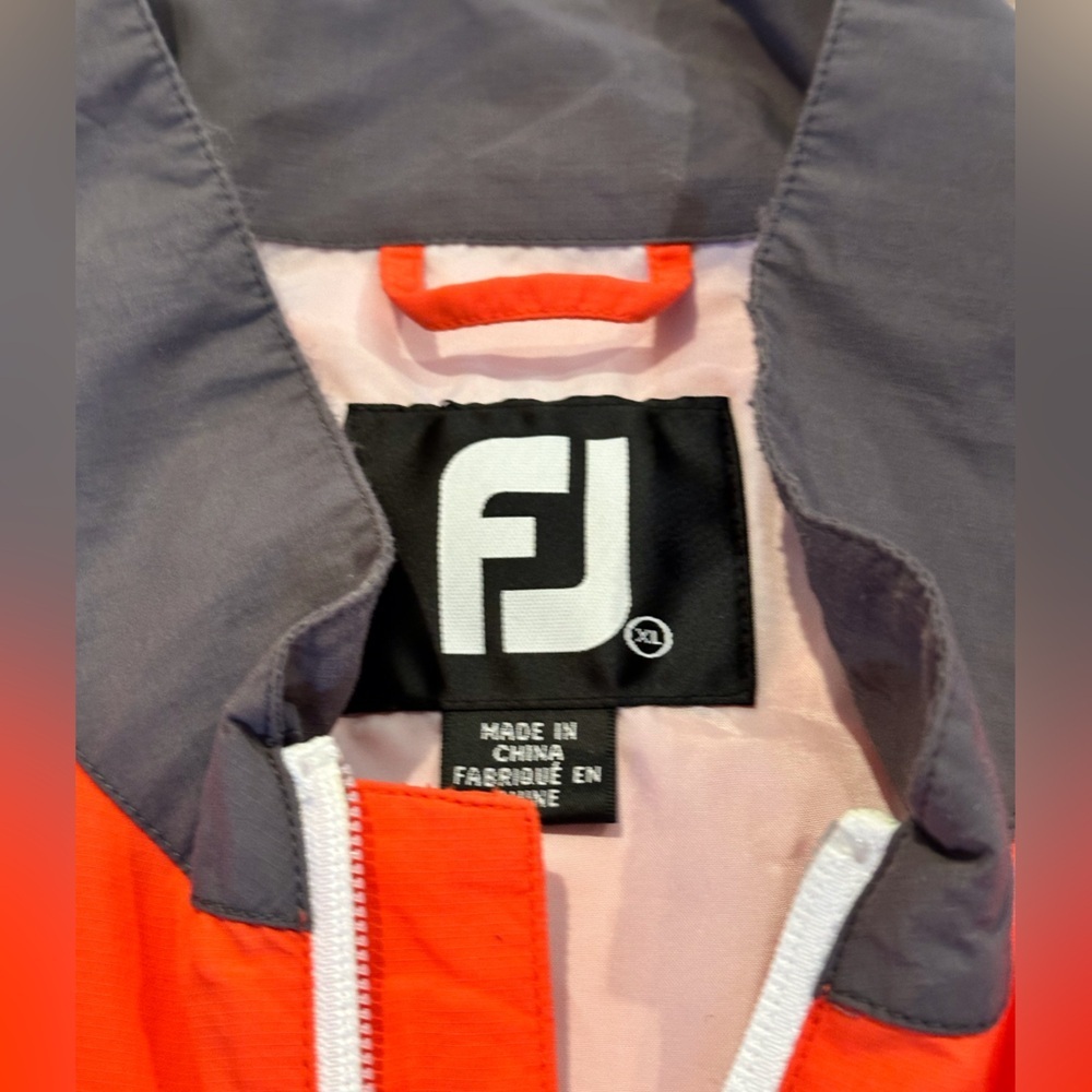 New! Footjoy Fugi Orange and Gray 1/2 Zip Windbreaker Pullover Size XL - Picture 6 of 9